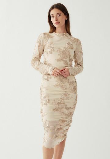 Платье футляр