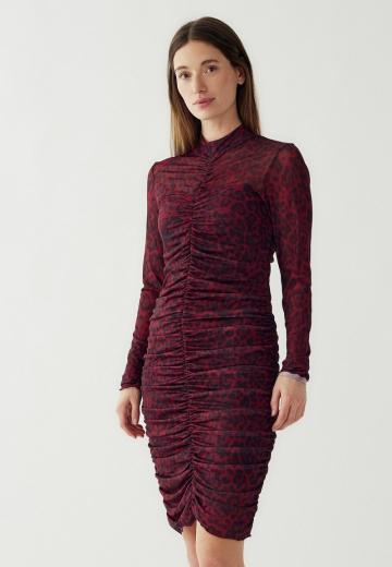 Платье футляр