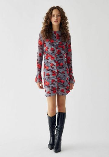 Платье футляр