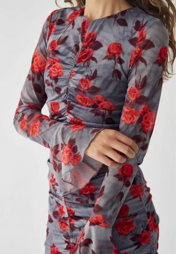 Платье футляр