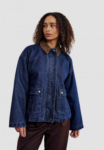 Джинсовая куртка