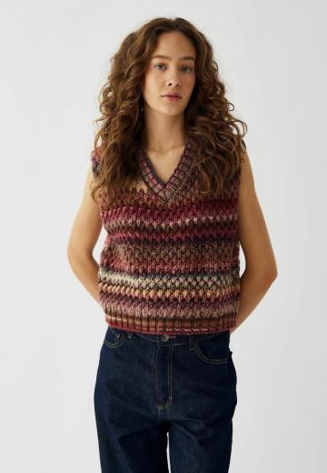 Пуловер без рукавов