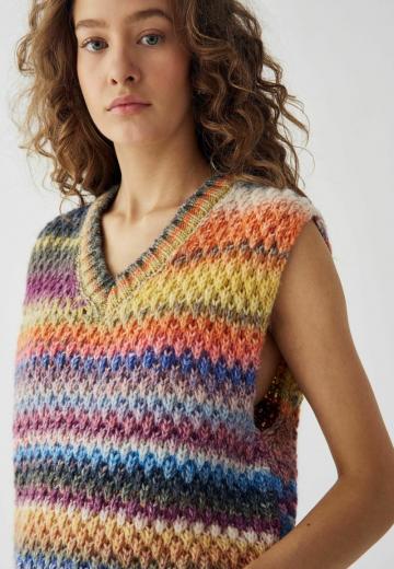 Пуловер без рукавов