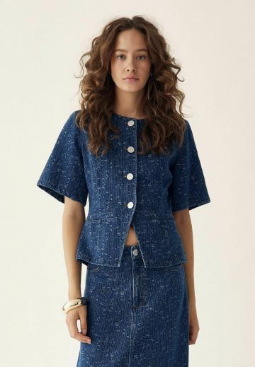 Джинсовая жилетка