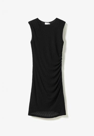 Платье футляр