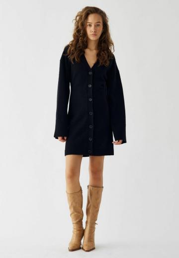 Вязаное платье