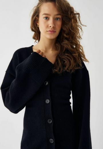 Вязаное платье