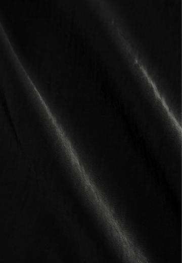 Блузка без рукавов