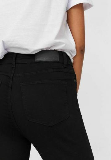 Клешеные брюки