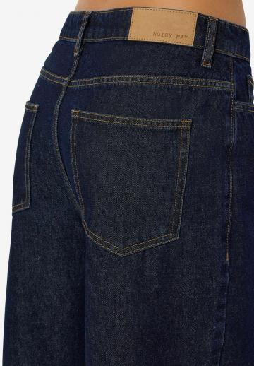 Свободные джинсы