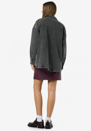 Короткое пальто