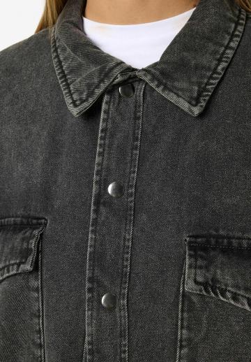 Короткое пальто