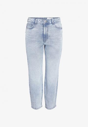 Узкие джинсы