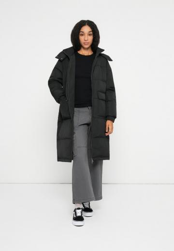 Пуховое пальто