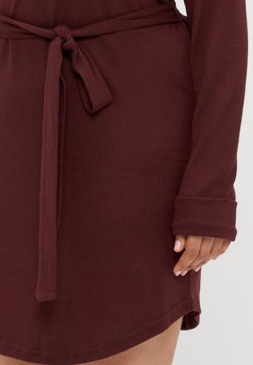 Вязаное платье