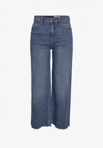 Свободные джинсы