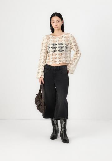 Вязаная кофта