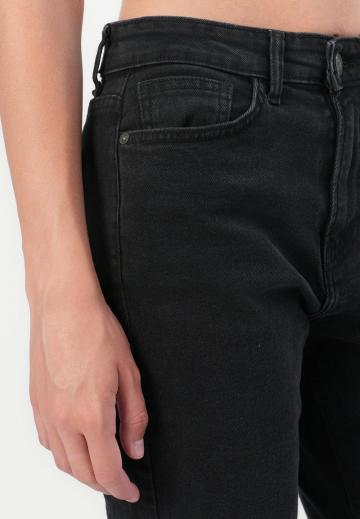 Свободные джинсы