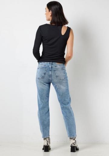 Свободные джинсы