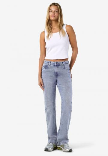 Свободные джинсы