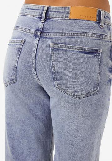 Свободные джинсы