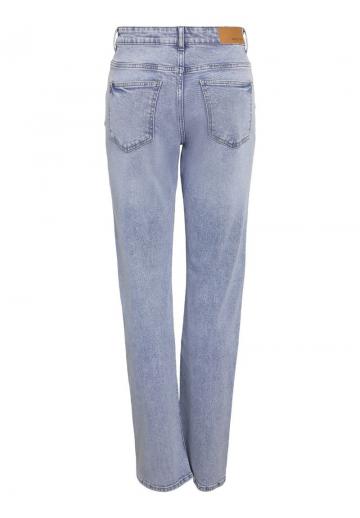 Свободные джинсы