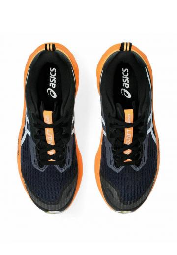 Беговые кроссовки