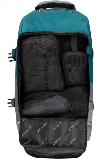 Чемодан на колесах