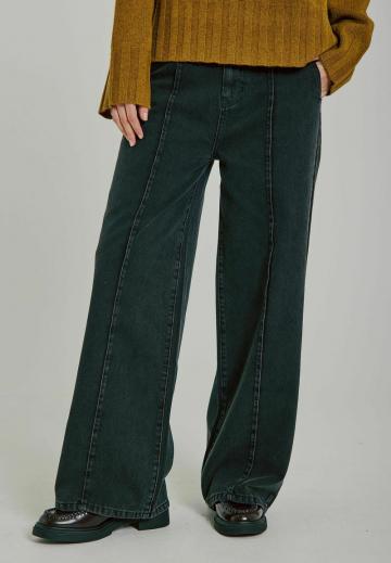 Свободные джинсы