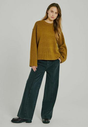 Свободные джинсы