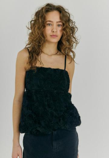 Топ на бретельках