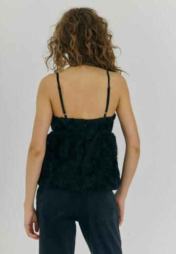 Топ на бретельках