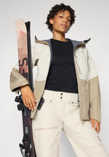 Спортивная куртка