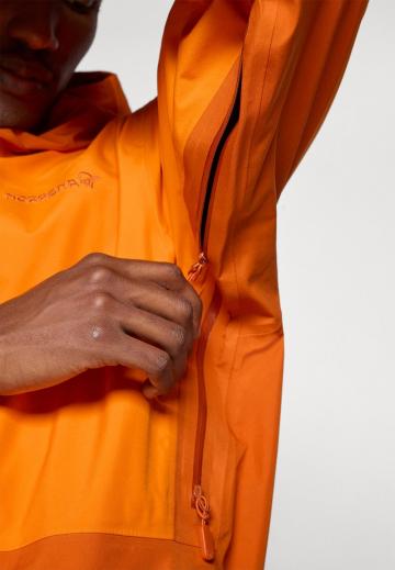 Сноубордическая куртка