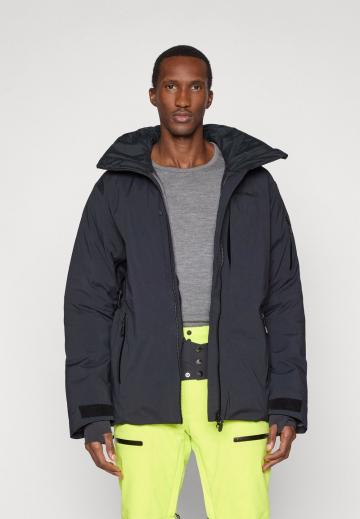 Сноубордическая куртка