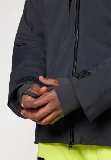 Сноубордическая куртка