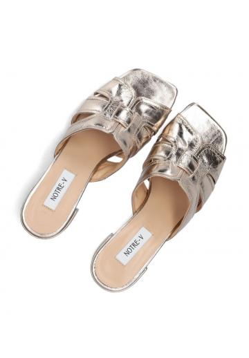 Гандбольные кроссовки