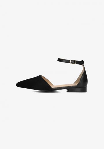 Гандбольные кроссовки