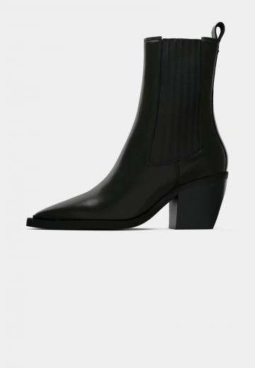 Полусапожки на высоком каблуке