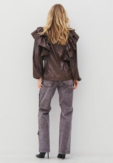 Прямые джинсы