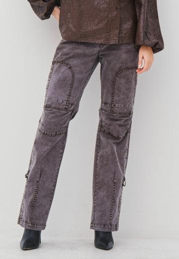 Прямые джинсы