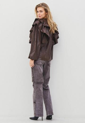 Прямые джинсы