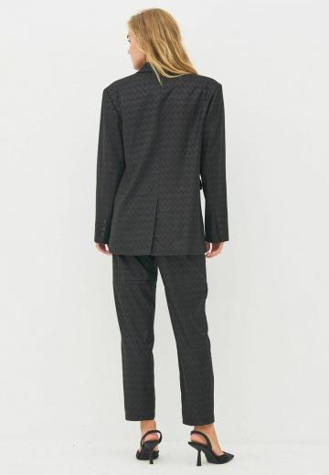 Короткое пальто