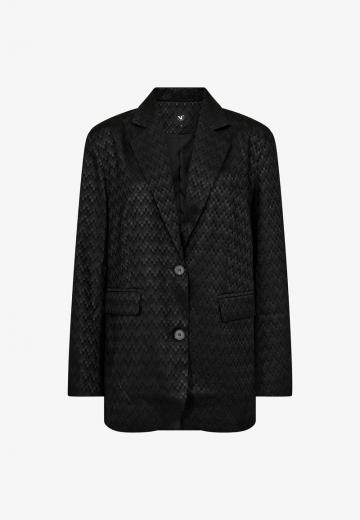 Короткое пальто