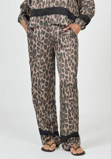 Широкие брюки