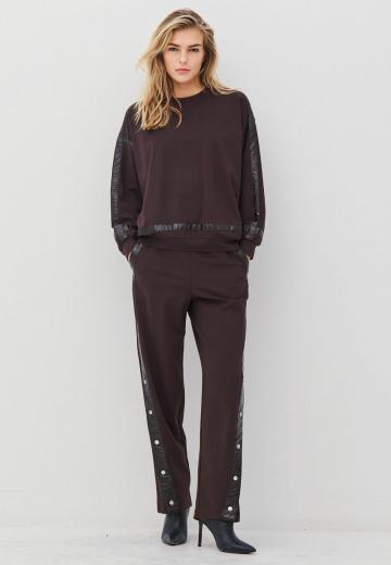 Прямые брюки