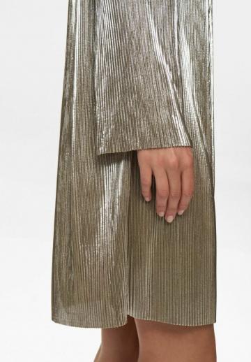 Короткое платье