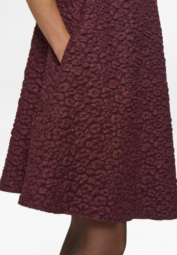 Вязаное платье