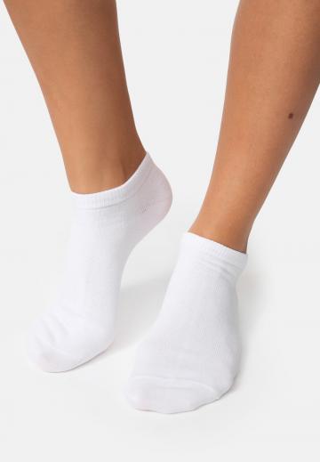 Короткие носки