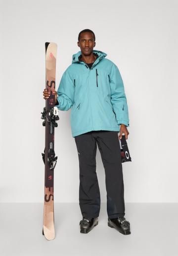 Сноубордическая куртка
